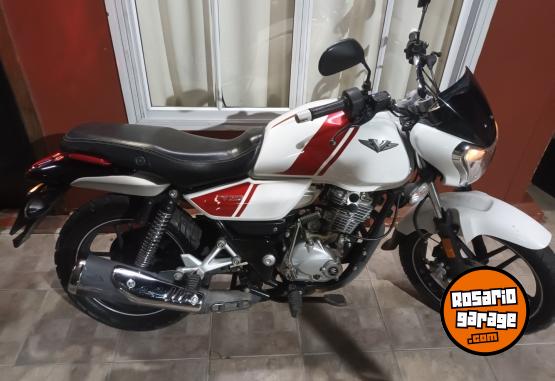 Motos - Bajaj V15 2018 Nafta 11500Km - En Venta