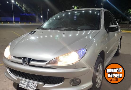 Autos - Peugeot 206 2008 Nafta 124000Km - En Venta