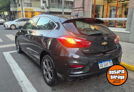 Autos - Chevrolet Cruze ltz inmaculado perm 2017 Nafta 88000Km - En Venta