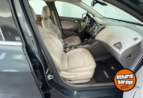 Autos - Chevrolet Cruze ltz inmaculado perm 2017 Nafta 88000Km - En Venta
