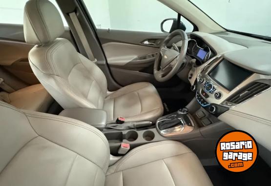 Autos - Chevrolet Cruze ltz inmaculado perm 2017 Nafta 88000Km - En Venta