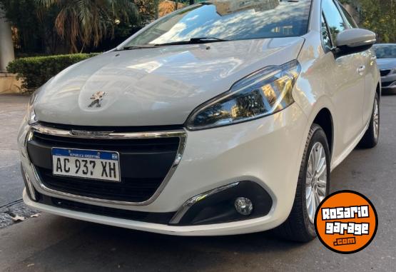 Autos - Peugeot 208 ALLURE TRIPTONIC 2018 Nafta 57000Km - En Venta
