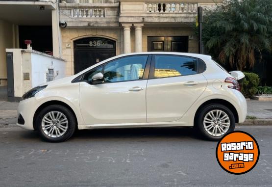Autos - Peugeot 208 ALLURE TRIPTONIC 2018 Nafta 57000Km - En Venta