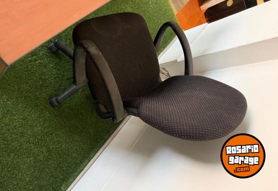 Hogar - Liquido escritorio con silla - En Venta