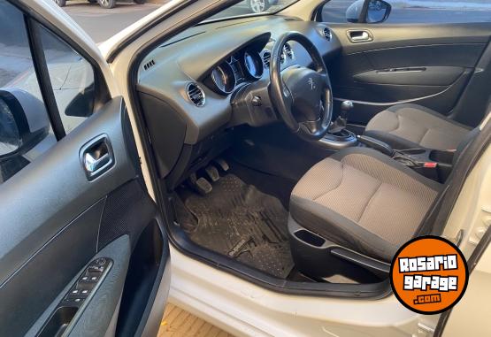 Autos - Peugeot 308 2012 Nafta 140000Km - En Venta