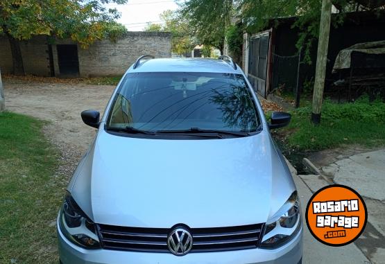 Autos - Volkswagen SURAN 2013 Nafta 11111Km - En Venta