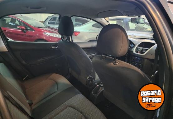 Autos - Peugeot 207 2012 Nafta 148000Km - En Venta