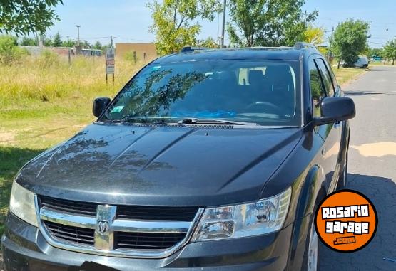 Camionetas - Dodge Journey rt 2,7 2010 Nafta 145000Km - En Venta