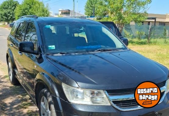 Camionetas - Dodge Journey rt 2,7 2010 Nafta 145000Km - En Venta
