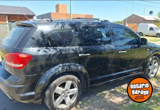 Camionetas - Dodge Journey rt 2,7 2010 Nafta 145000Km - En Venta