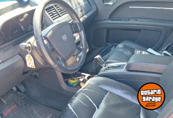 Camionetas - Dodge Journey rt 2,7 2010 Nafta 145000Km - En Venta