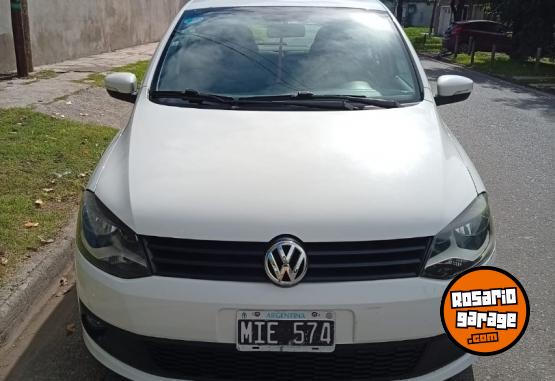 Autos - Volkswagen Fox trendline 2013 GNC 88000Km - En Venta