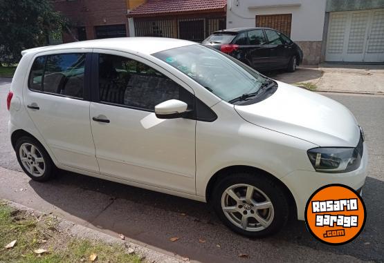 Autos - Volkswagen Fox trendline 2013 GNC 88000Km - En Venta