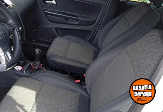 Autos - Volkswagen Fox trendline 2013 GNC 88000Km - En Venta