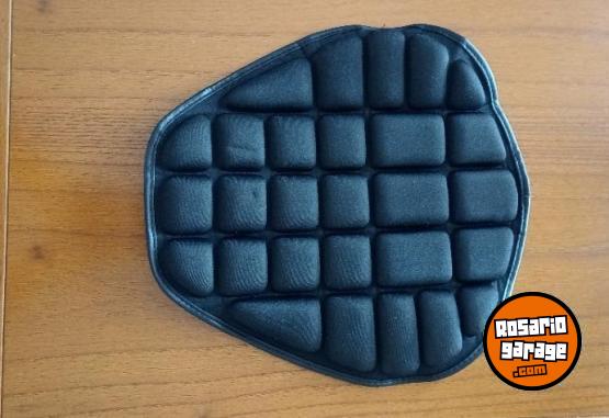 Accesorios para Motos - Coj�n cubre asiento gel - En Venta