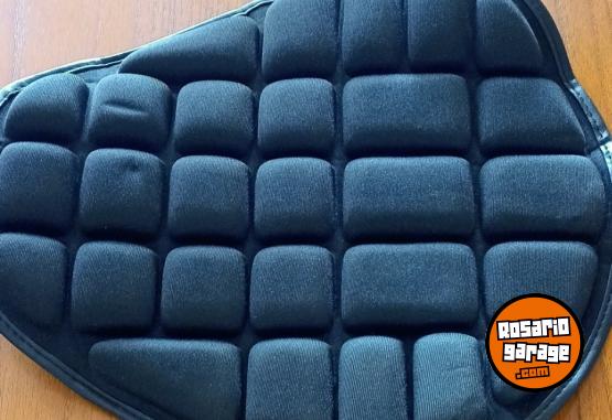 Accesorios para Motos - Coj�n cubre asiento gel - En Venta