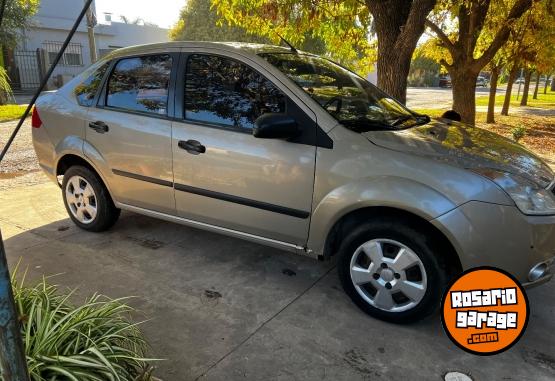 Autos - Ford Fiesta Max 2009 Nafta 196437Km - En Venta