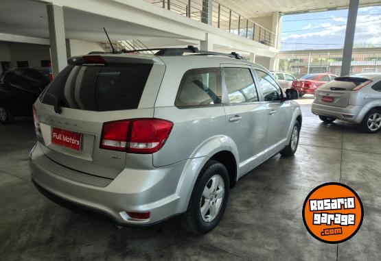 Camionetas - Dodge JOURNEY 2011 Nafta 120000Km - En Venta