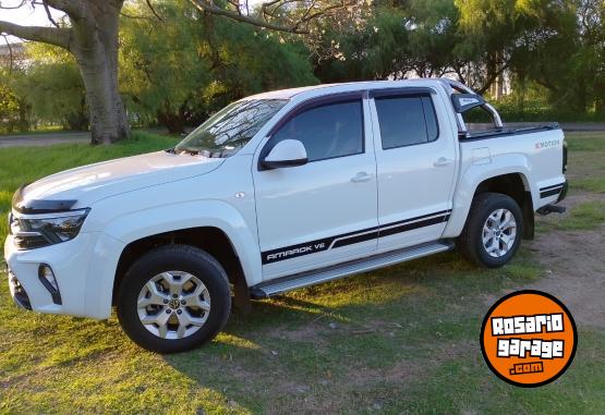 Camionetas - Volkswagen Amarok v6 2025 Diesel 10400Km - En Venta