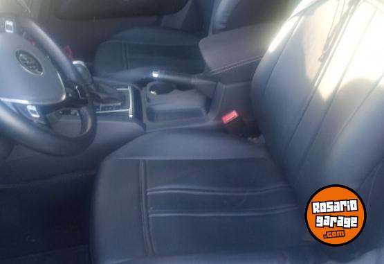 Camionetas - Volkswagen Amarok v6 2025 Diesel 10400Km - En Venta