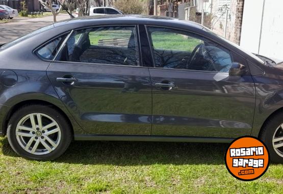 Autos - Volkswagen Polo Caja autom�tica.GNC 2016 GNC 200000Km - En Venta