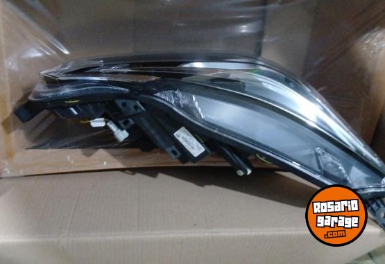 Accesorios para Autos - Optica derecha  Nissan Versa de los a�os 2020 a 2024. - En Venta