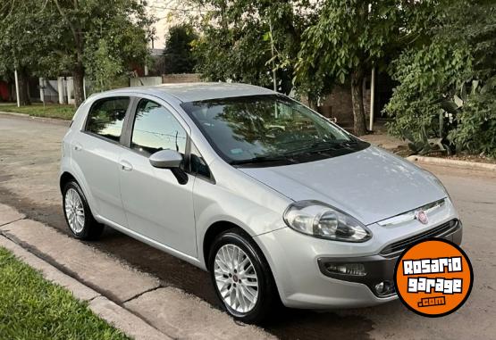 Autos - Fiat Punto esence 2014 Nafta 110000Km - En Venta