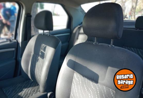 Autos - Renault Logan 2010 Diesel 244000Km - En Venta