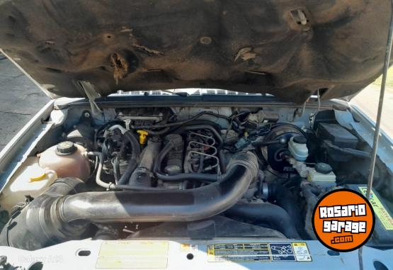 Camionetas - Ford Ford Ranger 3.0 Diesel 20 2011 Diesel 208000Km - En Venta