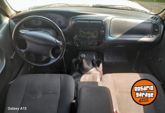 Camionetas - Ford Ford Ranger 3.0 Diesel 20 2011 Diesel 208000Km - En Venta