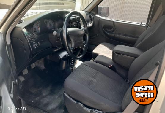 Camionetas - Ford Ford Ranger 3.0 Diesel 20 2011 Diesel 208000Km - En Venta