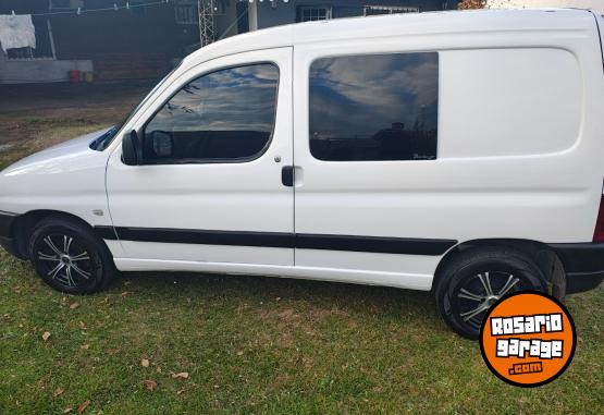 Utilitarios - Citroen Berlingo 2009 Diesel 177000Km - En Venta