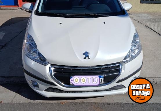 Autos - Peugeot 208 allure 2016 Nafta 64000Km - En Venta