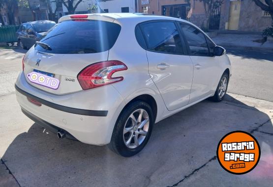 Autos - Peugeot 208 allure 2016 Nafta 64000Km - En Venta