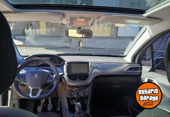 Autos - Peugeot 208 allure 2016 Nafta 64000Km - En Venta