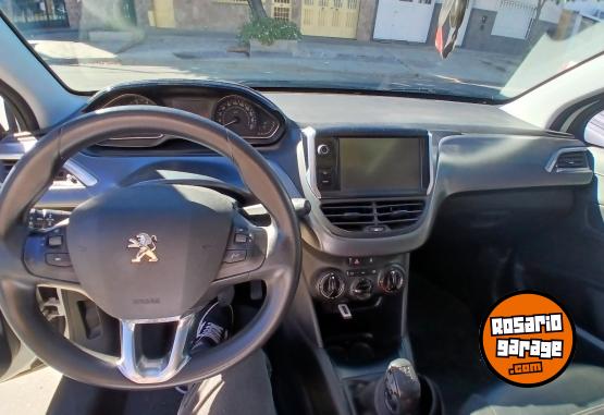 Autos - Peugeot 208 allure 2016 Nafta 64000Km - En Venta