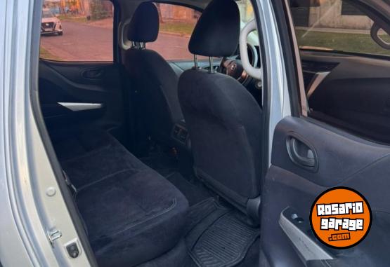 Camionetas - Nissan Frontier NP300 2018 Diesel 155000Km - En Venta