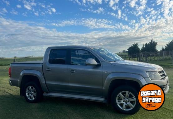 Camionetas - Volkswagen Amarok 2.0 TDI biturbo 2011 Diesel 257000Km - En Venta