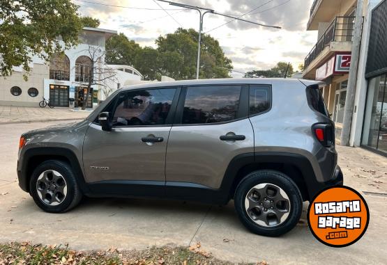 Camionetas - Jeep Renegade 2017 Nafta 90000Km - En Venta