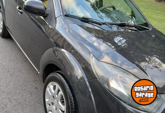 Autos - Fiat Fiesta ambiente  titular 2011 Nafta 110000Km - En Venta