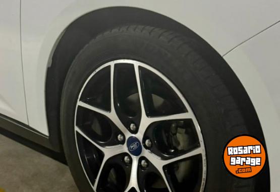 Autos - Ford Focus 2016 Nafta 103000Km - En Venta