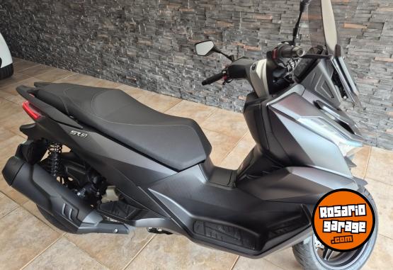 Motos - Voge SR3 2025 Nafta 1300Km - En Venta