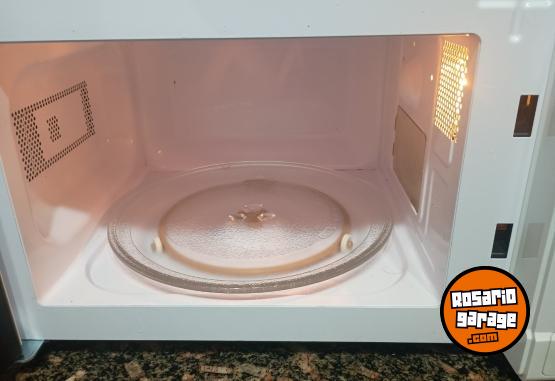 Hogar - Excelente Microondas Philco Como Nuevo Funcionando Perfectamente - En Venta
