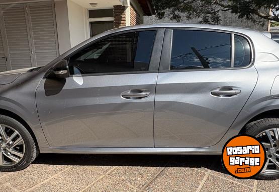 Autos - Peugeot 208 2024 Nafta 21000Km - En Venta