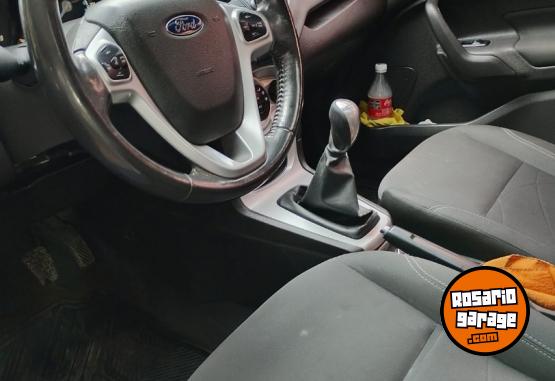 Autos - Ford Fiesta se plus 53.000km 2014 Nafta 53000Km - En Venta