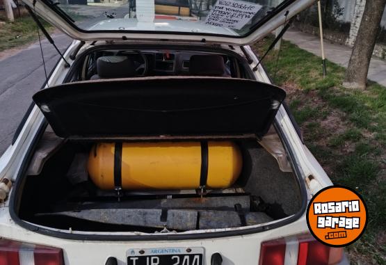 Cl�sicos - FORD SIERRA 86 1.6 TITULAR GNC GRANDE CON AIRE ALARMA MUY ORIGINAL - En Venta