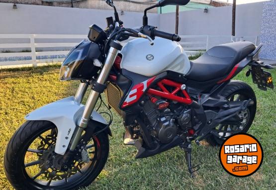 Motos - Benelli 302S 2022 Nafta 20000Km - En Venta