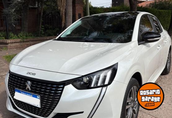 Autos - Peugeot 208 2024 Nafta 27000Km - En Venta