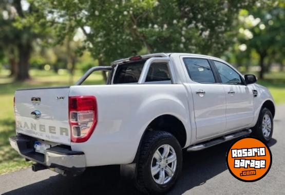 Camionetas - Ford RANGER XLT 2.5 NAFTA GNC 2022 GNC 80000Km - En Venta