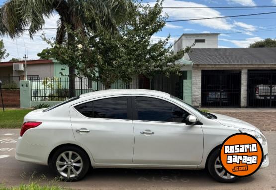 Autos - Nissan Versa Advance 2017 Nafta 105000Km - En Venta